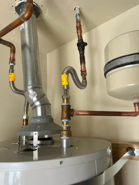 Water heater installation and plumbing repair in The Lakes